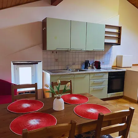 Mansarda Di 40 Mq A Lägenhet